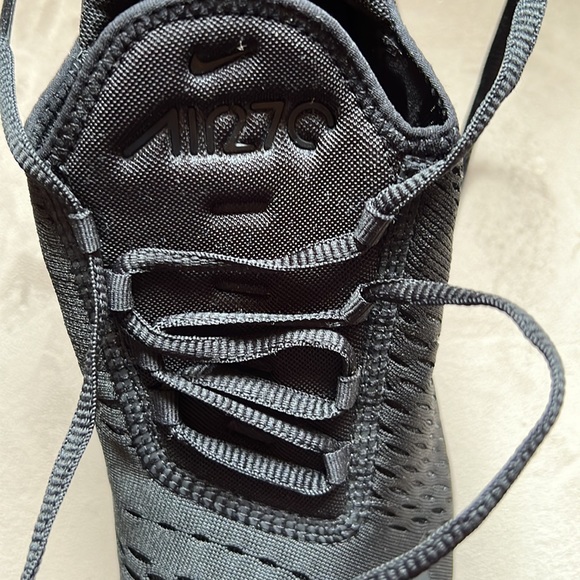 Ladies Black Nike Sneakers Used Size 10 - Picture 7 of 7